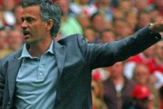 Tổng hợp thể thao 4/10: Mourinho bị sa thải, bạo động gây thương tích trận Liverpool