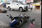 An Giang, Việt Nam: Đang chờ đèn đỏ, một xe tải "điên" tông liên hoàn 8 xe máy khiến 11 người bị thương